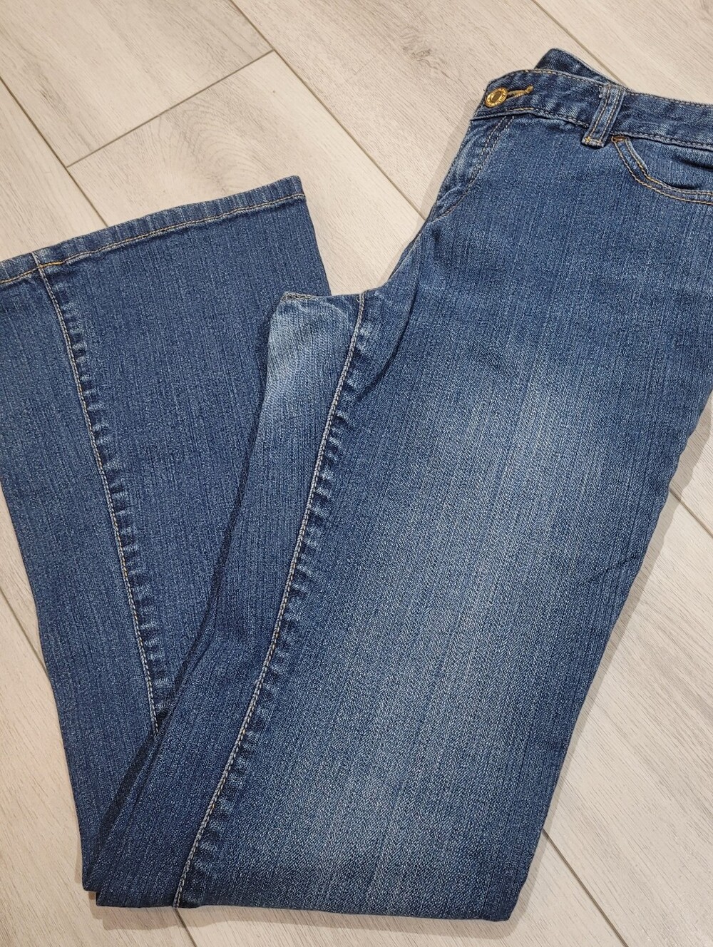 Michael Kors Women's Vintage Studded Back Pocket Bootcut Denim Jeans 4 Blue Y2K